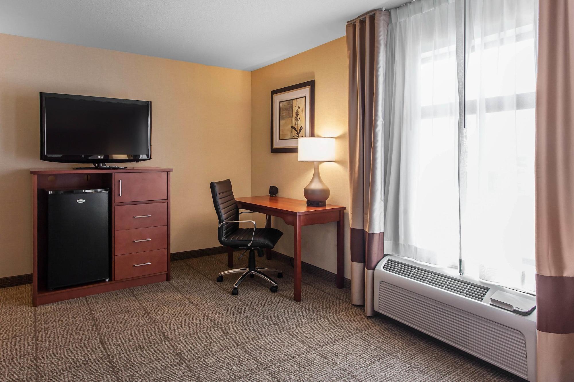 Comfort Inn & Suites Near Fallon Naval Air Station מראה חיצוני תמונה