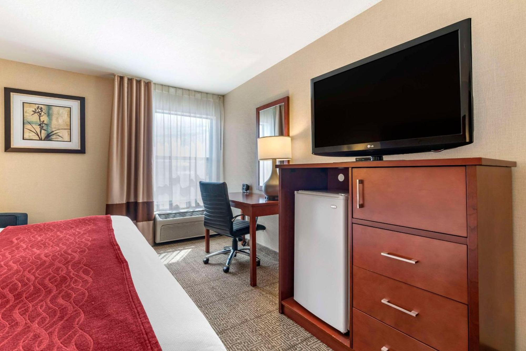 Comfort Inn & Suites Near Fallon Naval Air Station מראה חיצוני תמונה