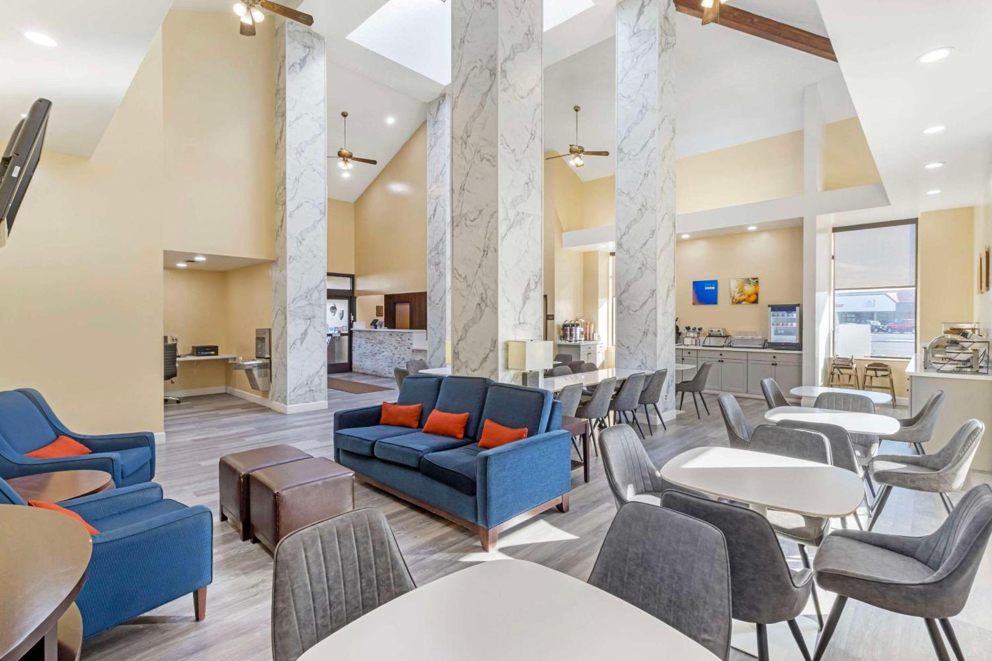 Comfort Inn & Suites Near Fallon Naval Air Station מראה חיצוני תמונה