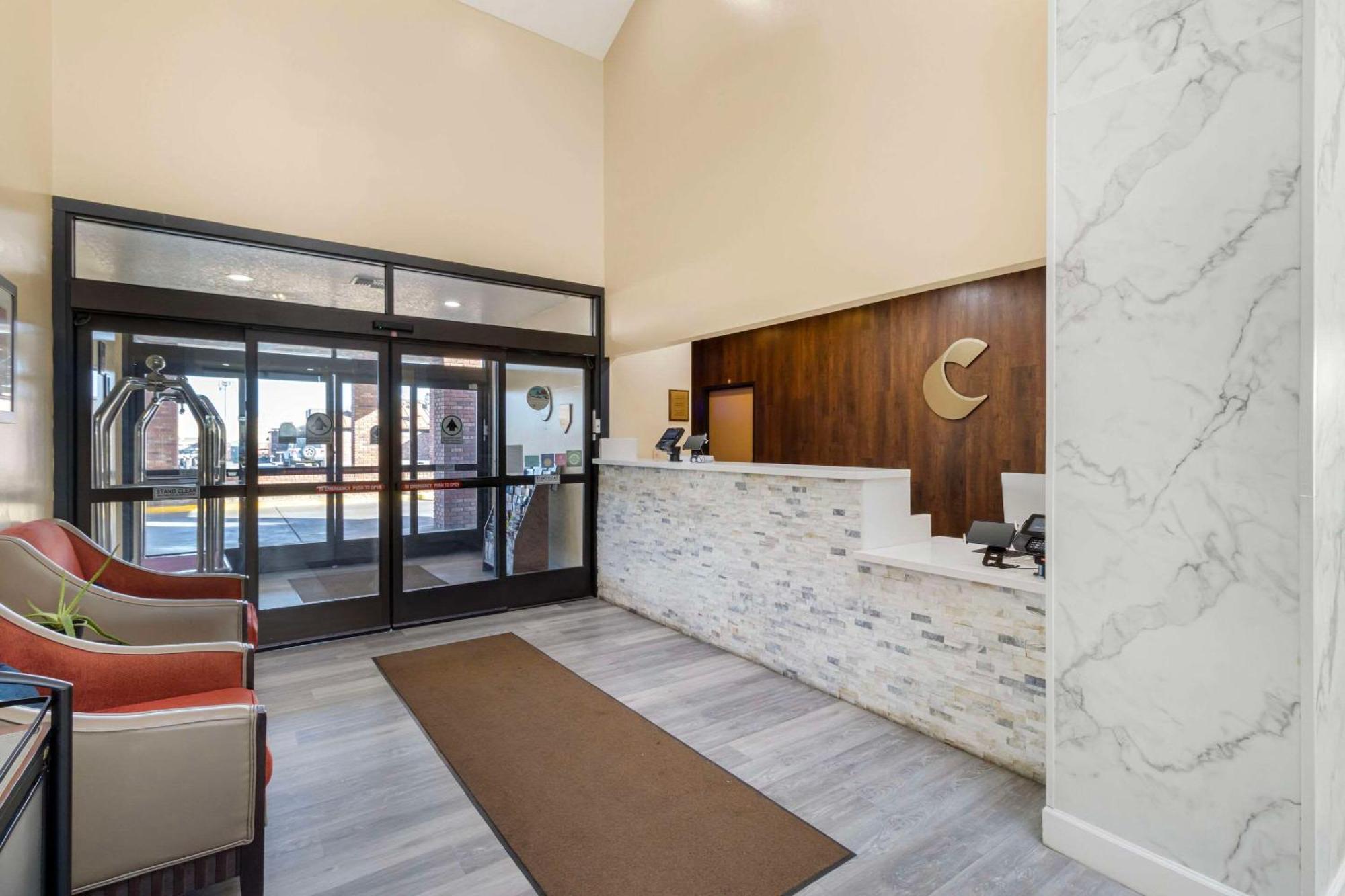 Comfort Inn & Suites Near Fallon Naval Air Station מראה חיצוני תמונה