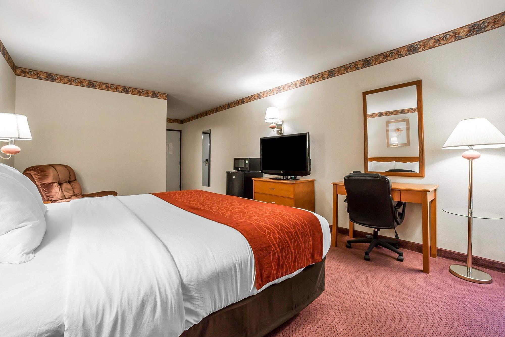 Comfort Inn & Suites Near Fallon Naval Air Station מראה חיצוני תמונה