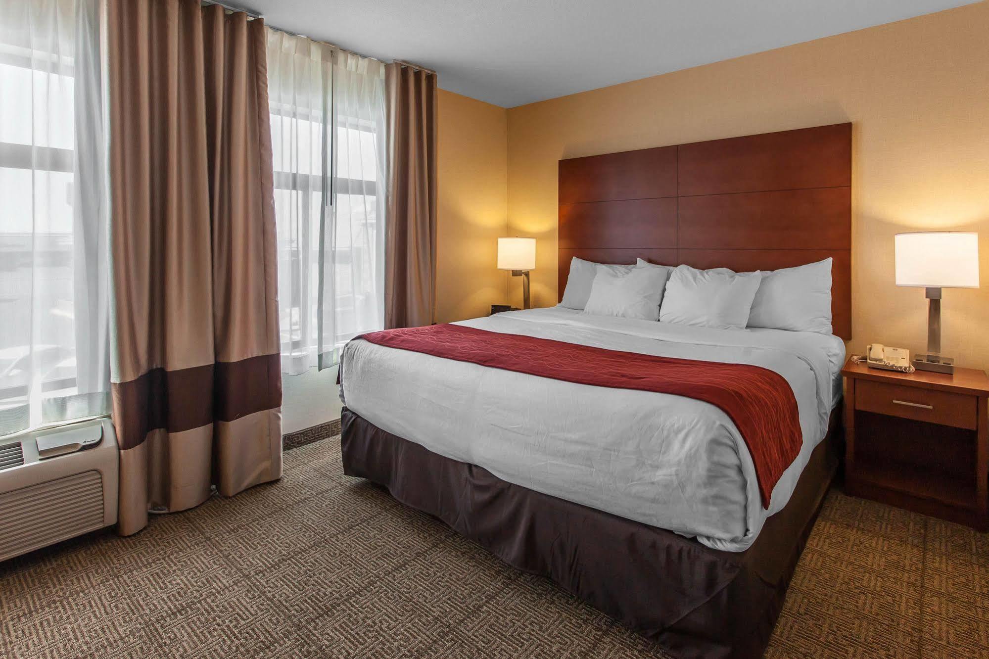 Comfort Inn & Suites Near Fallon Naval Air Station מראה חיצוני תמונה